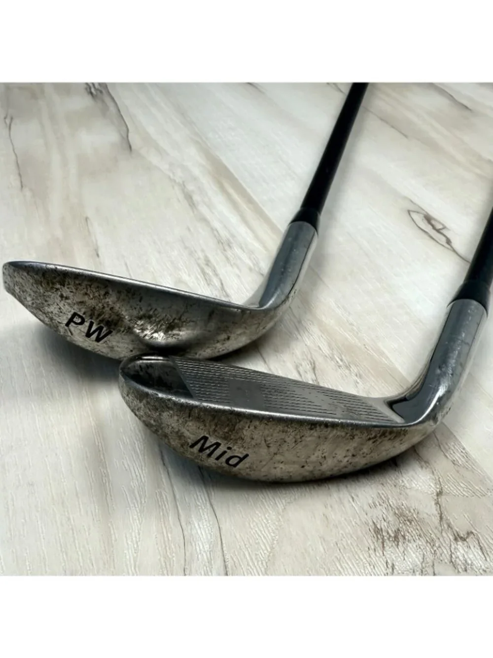 Lot 2 NIKE Blue Jrs 2 Junior Mid-Iron & Pitching Wedges RH 29